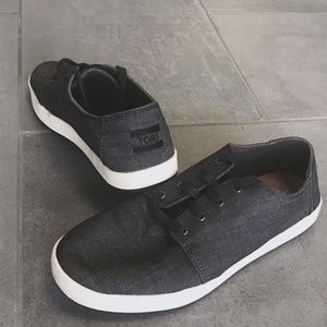 Toms Men’s Size 8.5 (US) Grey Shoes
